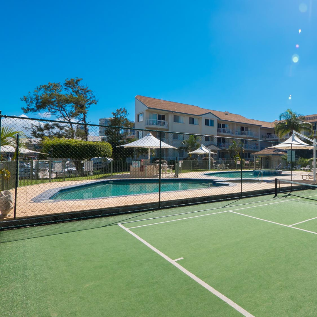 pelican cove pool and tennis court